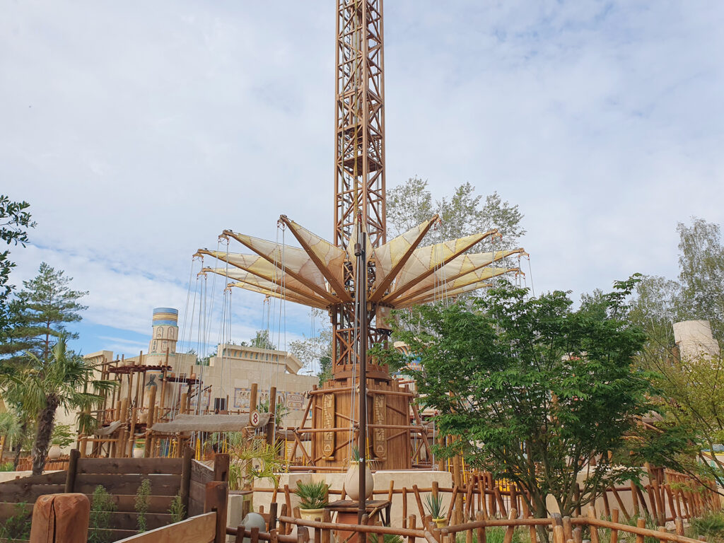 Tour Numérobis du Parc Astérix - Vé Paysages