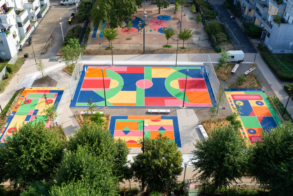 Aménagements paysagers d'espaces publics : espace sportif Muriel Flament - Vé Paysages